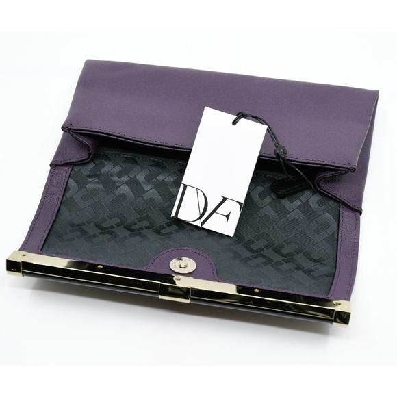 DVF Diane von Furstenberg 440 Caviar Leather Envelope Clutch in Eggplant NWT - Picture 7 of 13